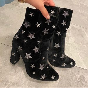 Steve Madden Star Booties